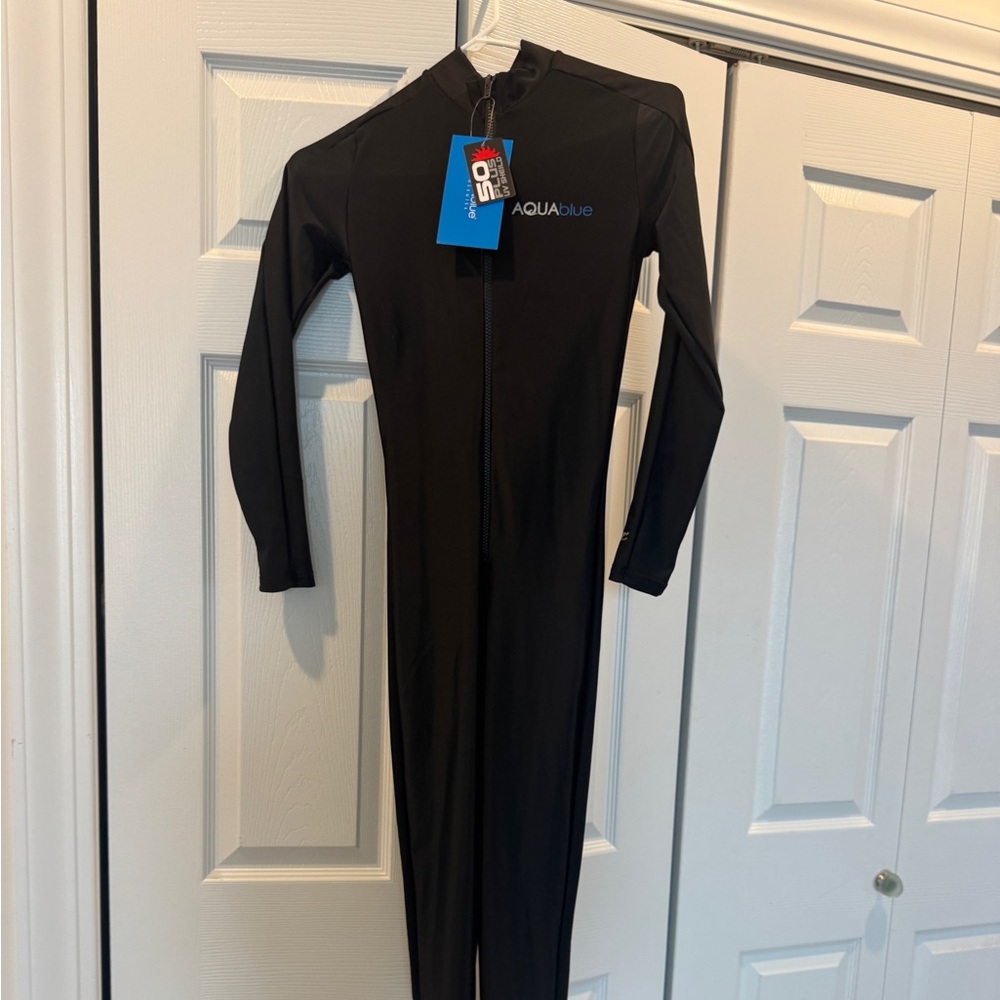 NWT AquaBlue Dive Skin Small